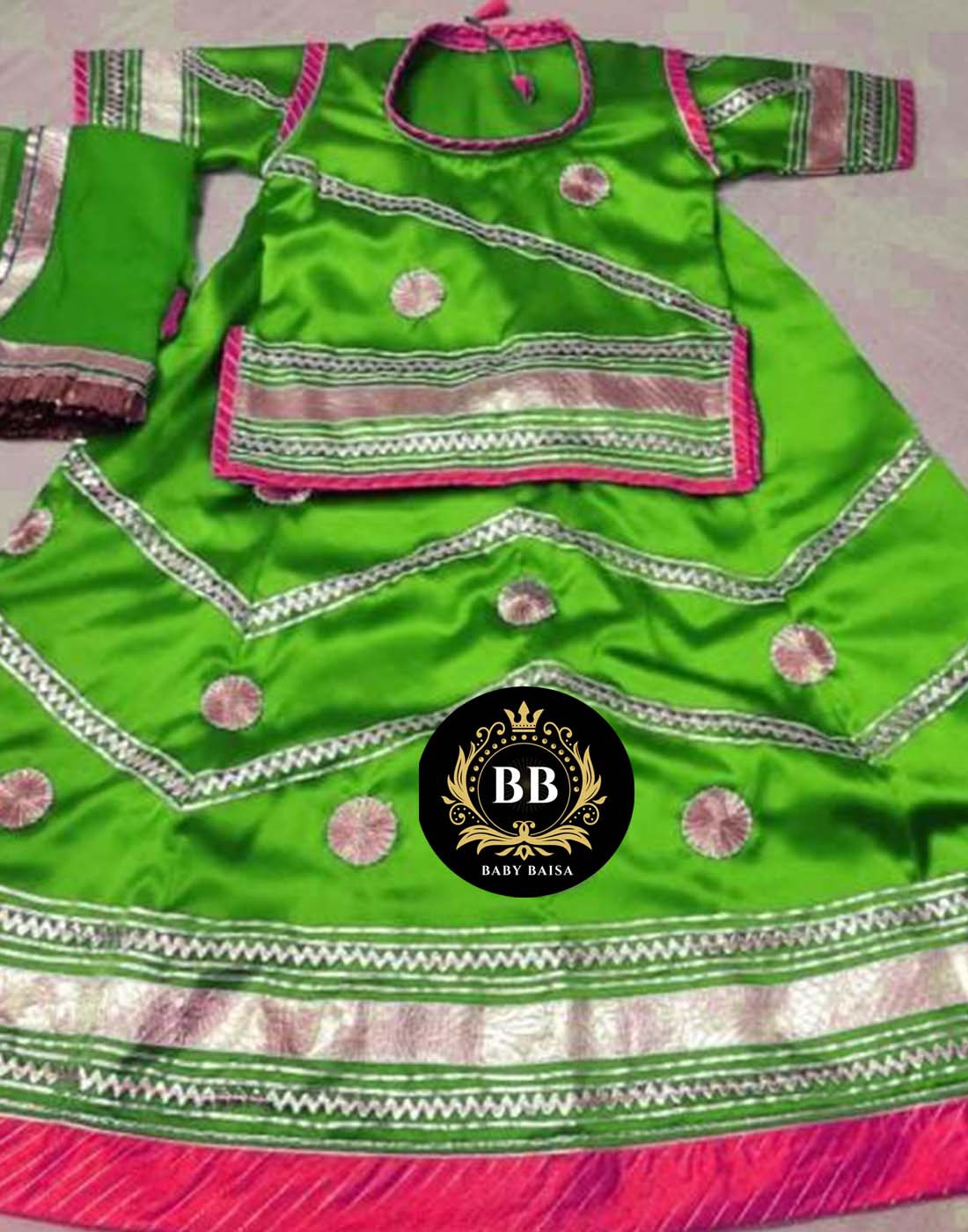 Chote Baisa Poshak in Popti Green Color with Pink Magji 