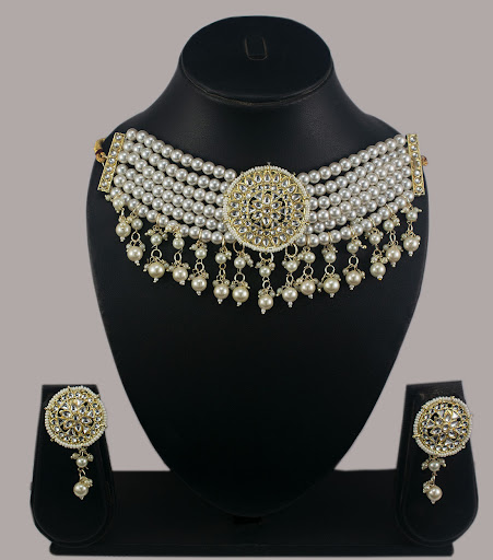 Ravishing Alloy Necklace Jewellery Set – Jagstore.in